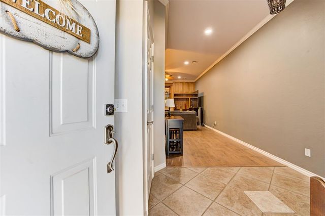 504 N Russell Terrace, Mustang, OK 73064