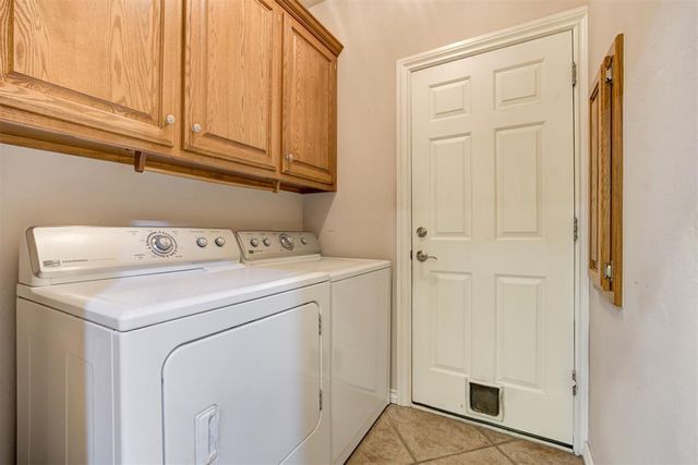 504 N Russell Terrace, Mustang, OK 73064