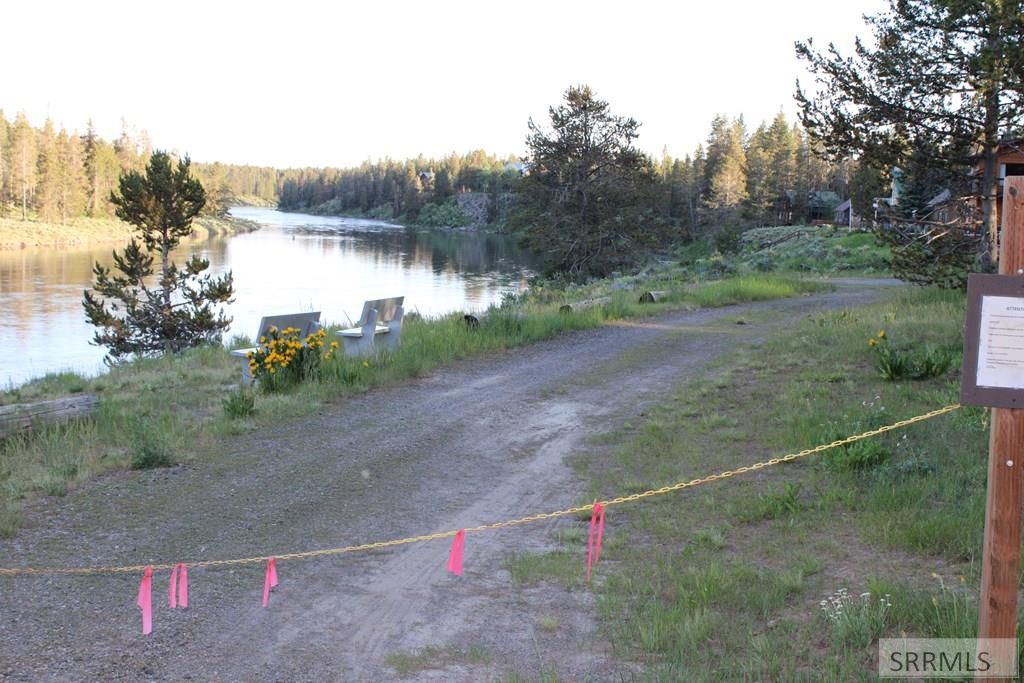 Image 9 of property listing at 3511 Buffalo Lane, Island Park, ID 83429