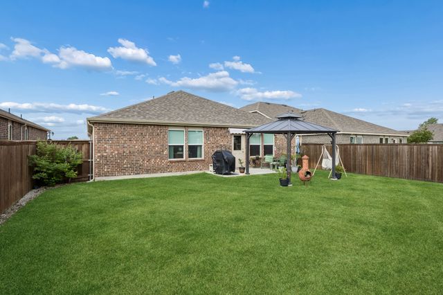 1303 Binfield Drive, Forney, TX 75126