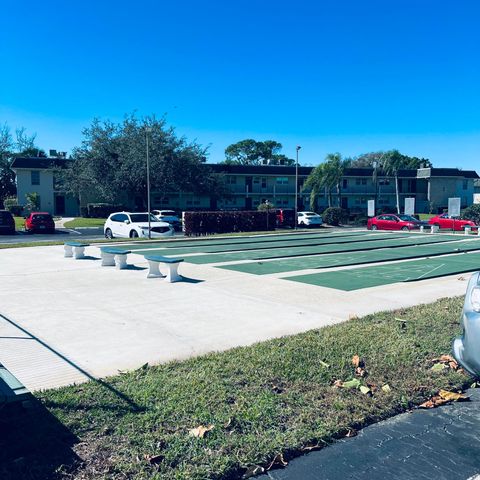 1900 S Kanner Highway 8-107, Stuart, FL 34994