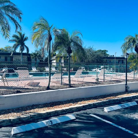 1900 S Kanner Highway 8-107, Stuart, FL 34994