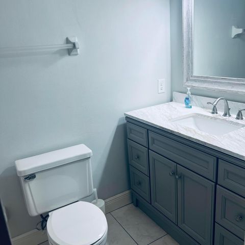 1900 S Kanner Highway 8-107, Stuart, FL 34994