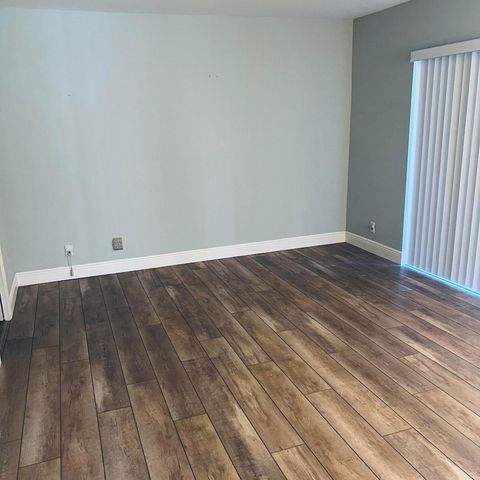 1900 S Kanner Highway 8-107, Stuart, FL 34994