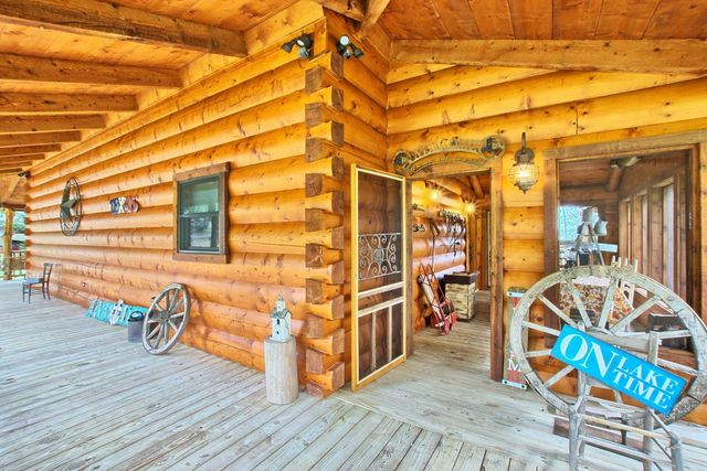 520 Mccoury Loop, Milam, TX 75959