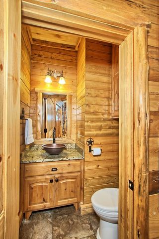 520 Mccoury Loop, Milam, TX 75959