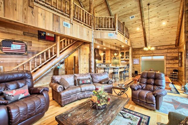 520 Mccoury Loop, Milam, TX 75959