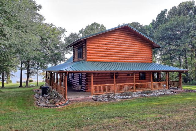 520 Mccoury Loop, Milam, TX 75959