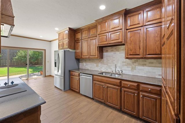 2312 Coachlight Drive, Edmond, OK 73013