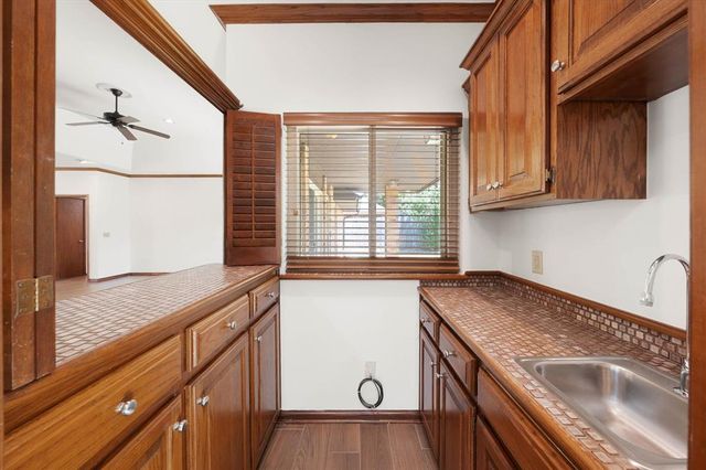 2312 Coachlight Drive, Edmond, OK 73013