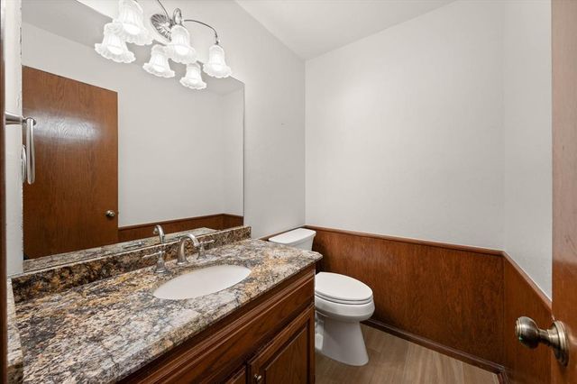 2312 Coachlight Drive, Edmond, OK 73013
