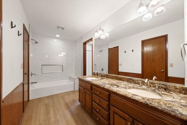 2312 Coachlight Drive, Edmond, OK 73013