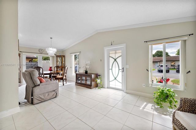 4218 SW 138th Ct, Miami, FL 33175