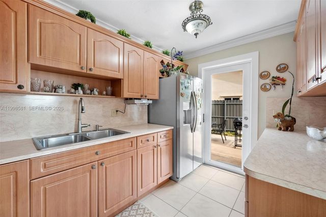 4218 SW 138th Ct, Miami, FL 33175