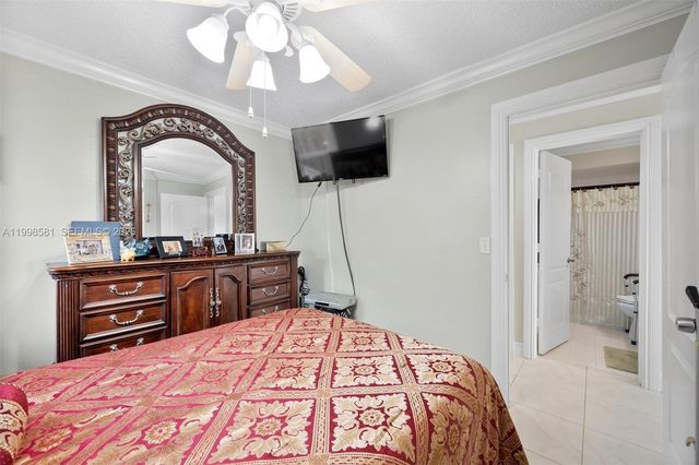 4218 SW 138th Ct, Miami, FL 33175