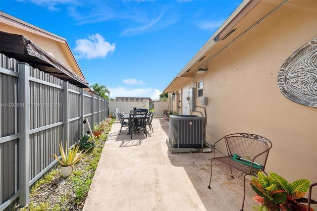 4218 SW 138th Ct, Miami, FL 33175