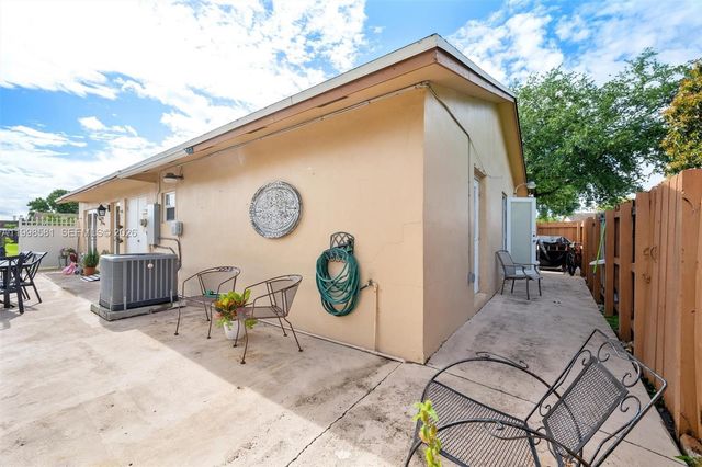 4218 SW 138th Ct, Miami, FL 33175