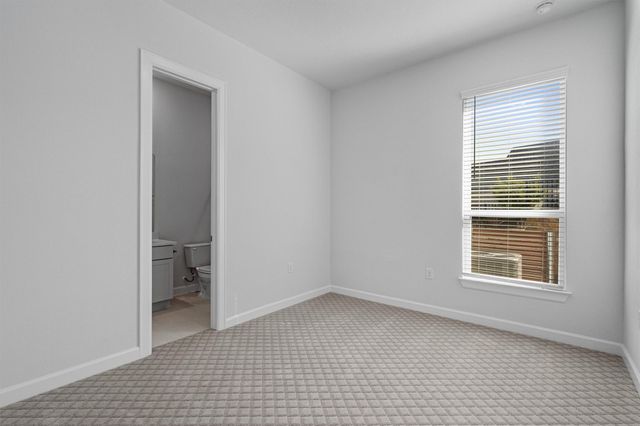 208 Lodestone LN, Austin, TX 78738