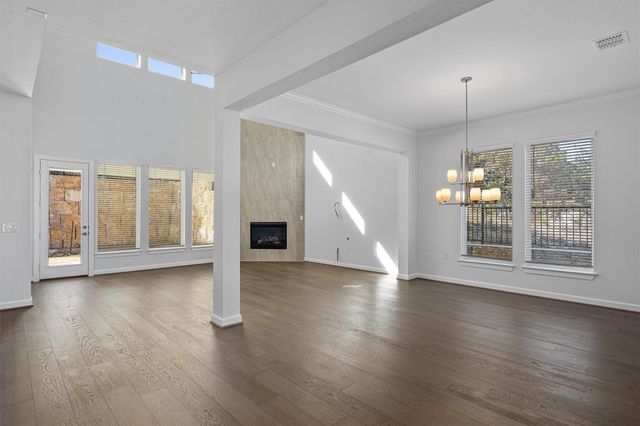 208 Lodestone LN, Austin, TX 78738