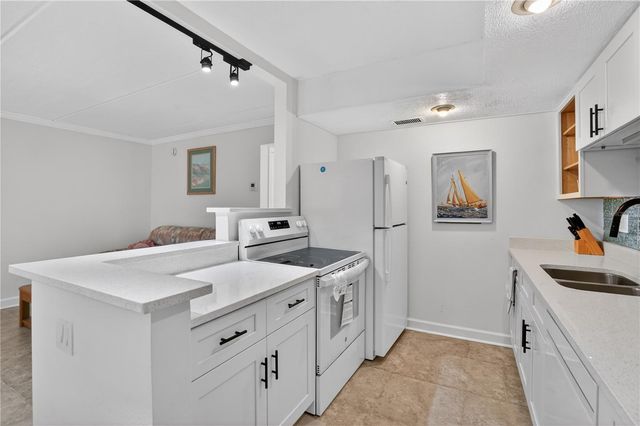 8931 BLIND PASS ROAD 156, St Pete Beach, FL 33706