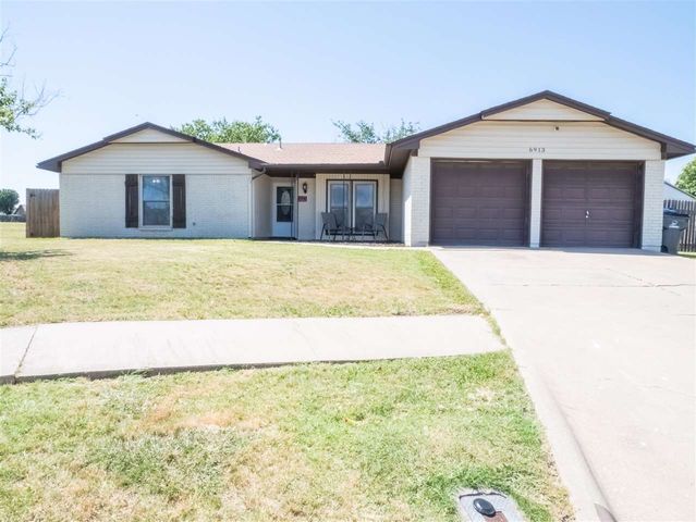 6913 SW Fenwick Ave, Lawton, OK 73505