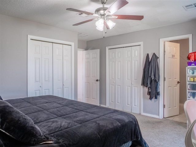 6913 SW Fenwick Ave, Lawton, OK 73505