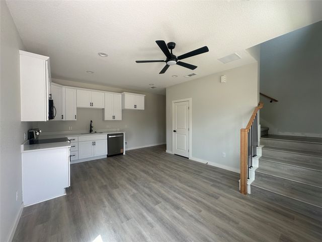 806 N Cates Street, Decatur, TX 76234