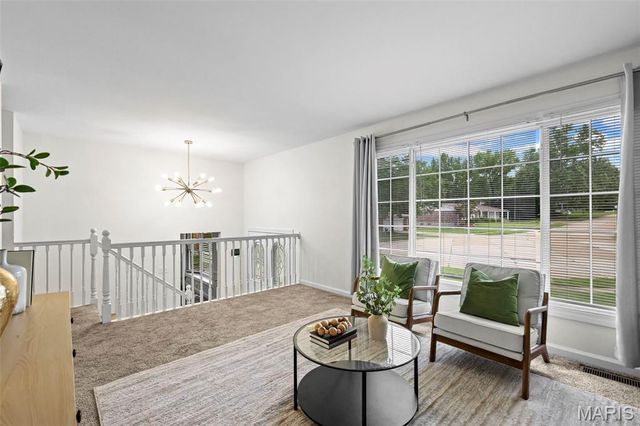 2255 Barcelona Drive, Florissant, MO 63033