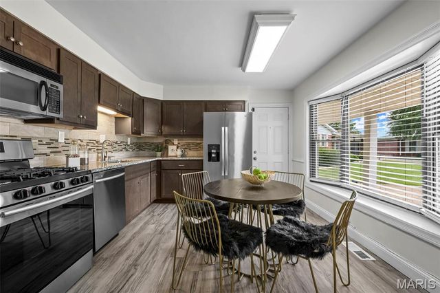 2255 Barcelona Drive, Florissant, MO 63033