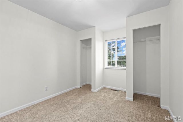 2255 Barcelona Drive, Florissant, MO 63033