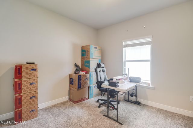 7820 Coral Lane, Ocean Springs, MS 39564