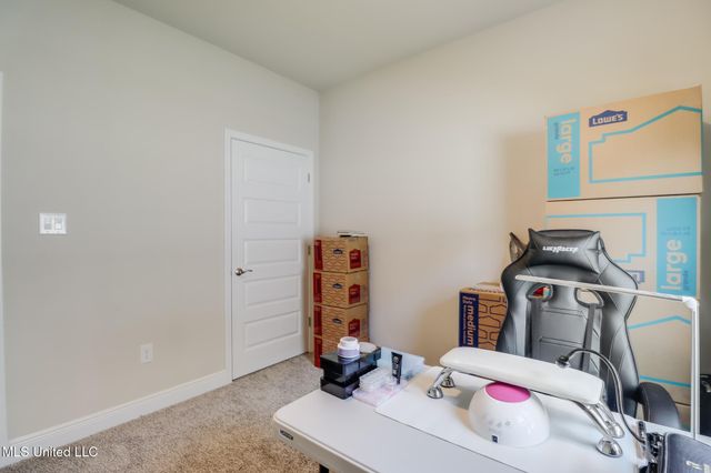 7820 Coral Lane, Ocean Springs, MS 39564
