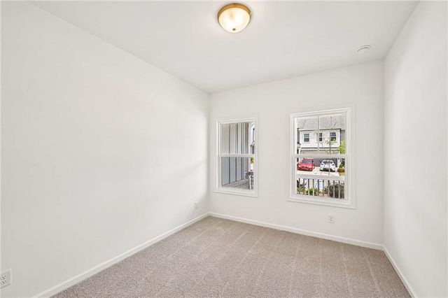 5448 Hargrove Way, Flowery Branch, GA 30542