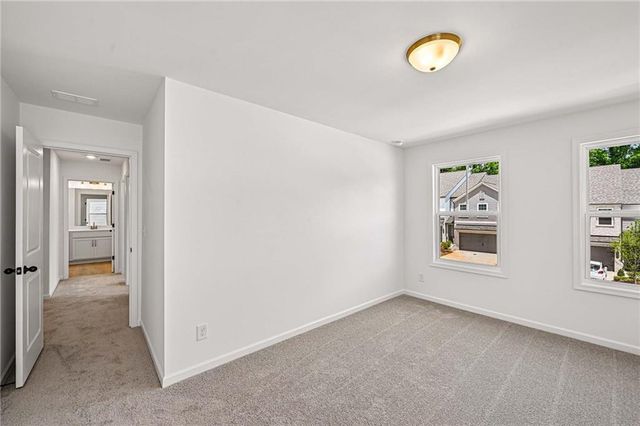 5448 Hargrove Way, Flowery Branch, GA 30542