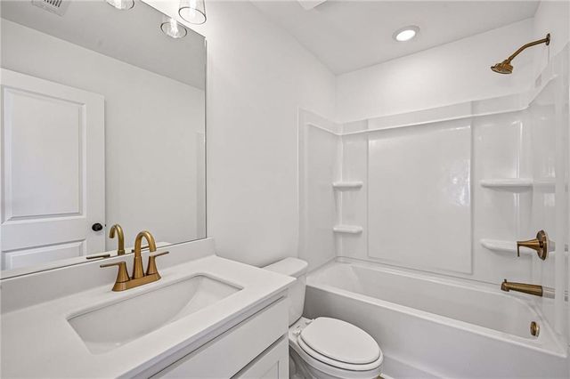 5448 Hargrove Way, Flowery Branch, GA 30542