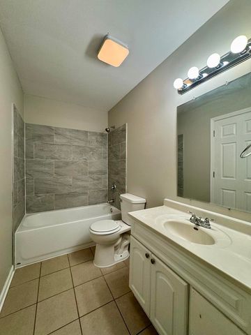 20158 S Rosewood Drive S, Frankfort, IL 60423