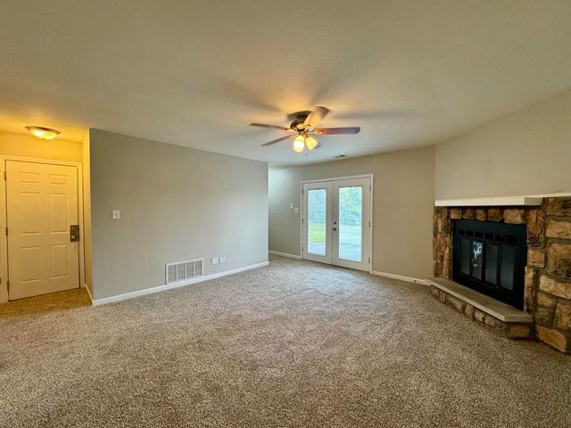 20158 S Rosewood Drive S, Frankfort, IL 60423