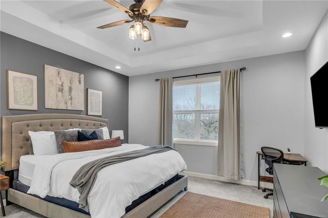 628 NW 110th Street, Kansas City, MO 64155