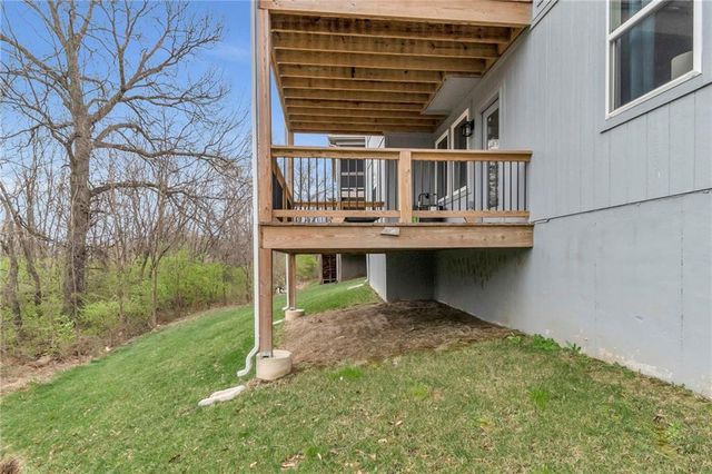 628 NW 110th Street, Kansas City, MO 64155