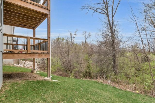 628 NW 110th Street, Kansas City, MO 64155