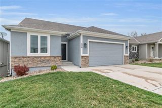 628 NW 110th Street, Kansas City, MO 64155