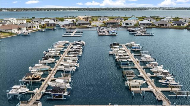 2121 6TH STREET E, Palmetto, FL 34221