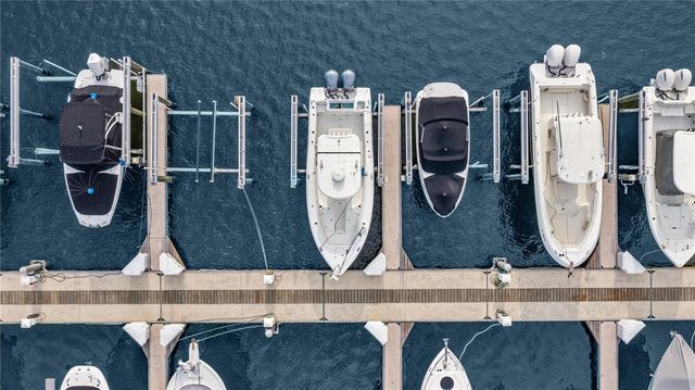 2121 6TH STREET E, Palmetto, FL 34221