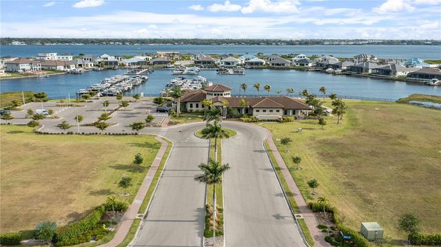 2121 6TH STREET E, Palmetto, FL 34221