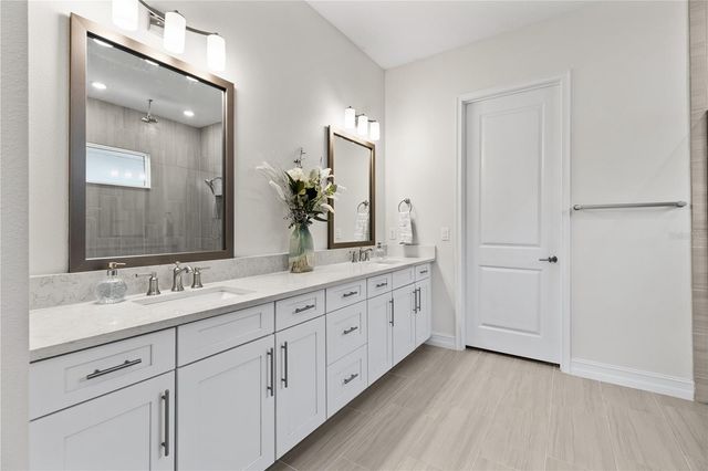 2121 6TH STREET E, Palmetto, FL 34221