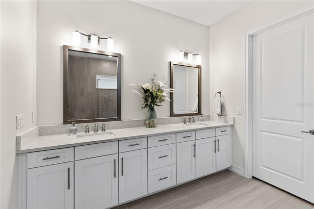 2121 6TH STREET E, Palmetto, FL 34221