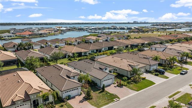 2121 6TH STREET E, Palmetto, FL 34221