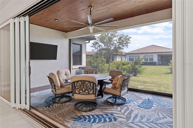 2121 6TH STREET E, Palmetto, FL 34221