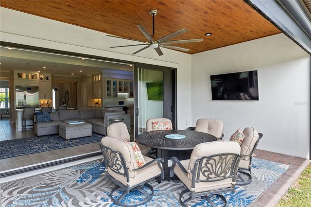 2121 6TH STREET E, Palmetto, FL 34221