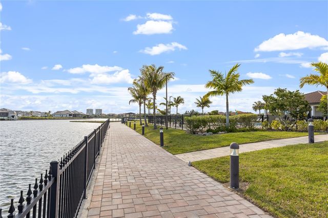 2121 6TH STREET E, Palmetto, FL 34221